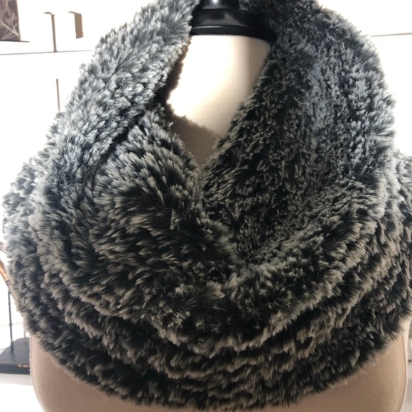 Faux Fur Infinity Scarf Gray One Size - Picture 7 of 8